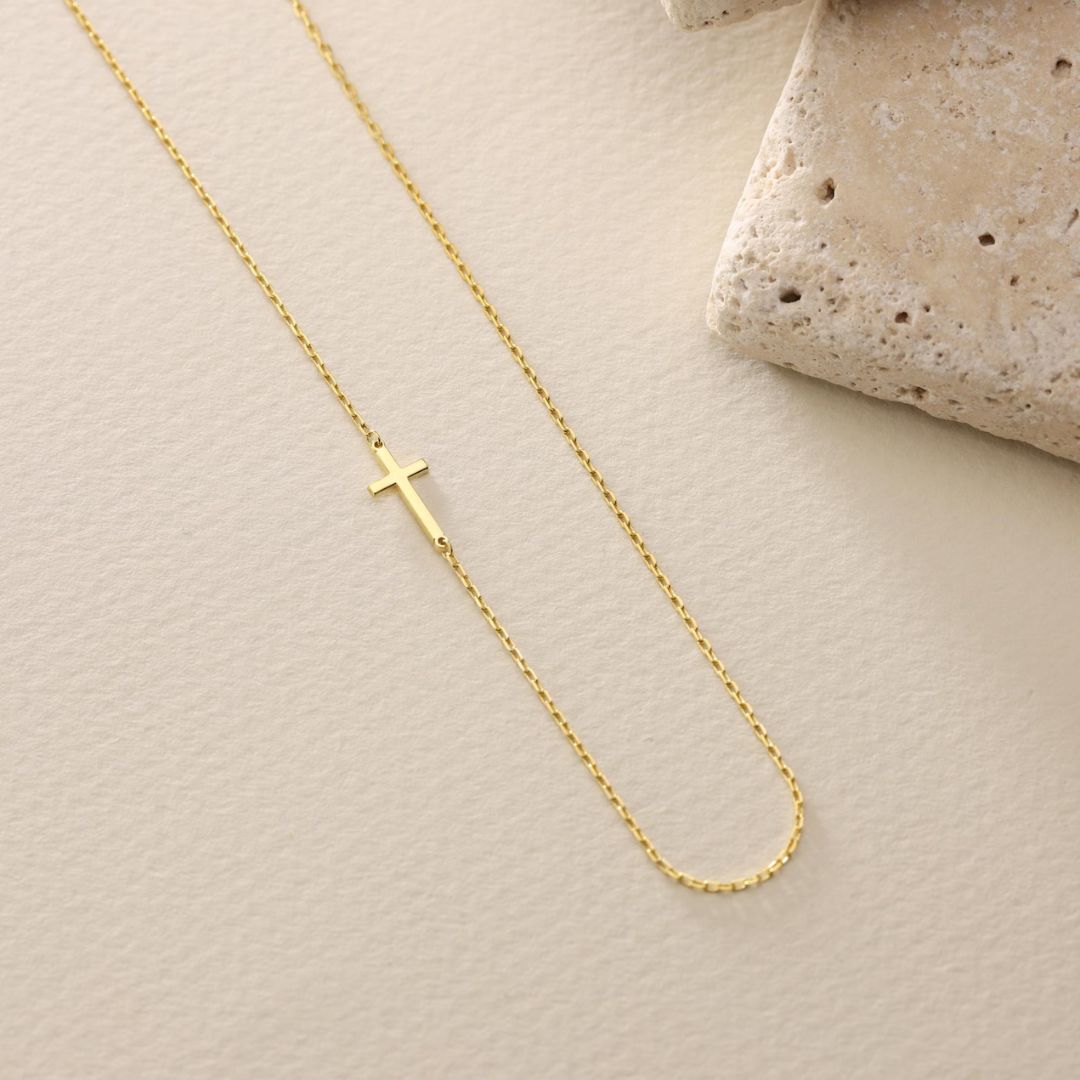 Serena Side Cross Necklace