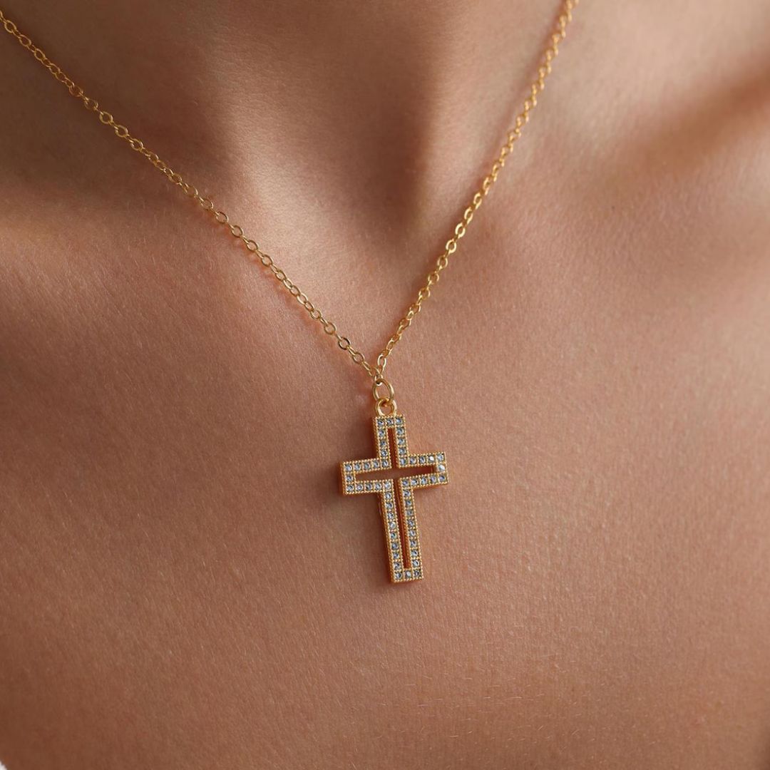 Isola Bold Cross Necklace